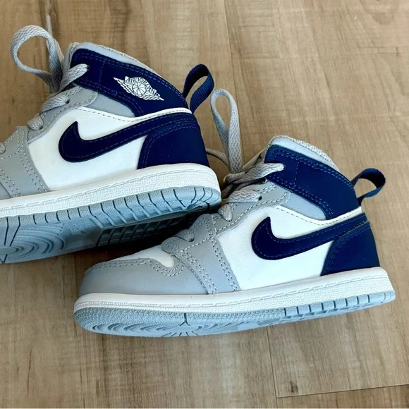 Jordan Kids Sneakers - White, Gray, and Navy - Picture 8 of 9